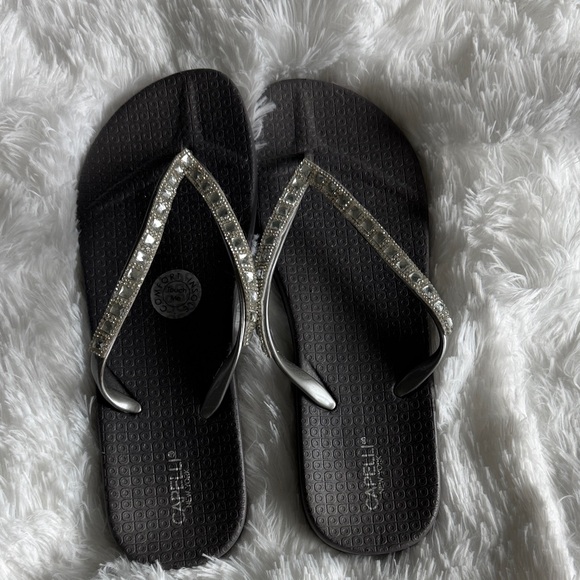 Capelli Elegant Black Flip Flops with Rhinestone Detailing - Picture 1 of 3